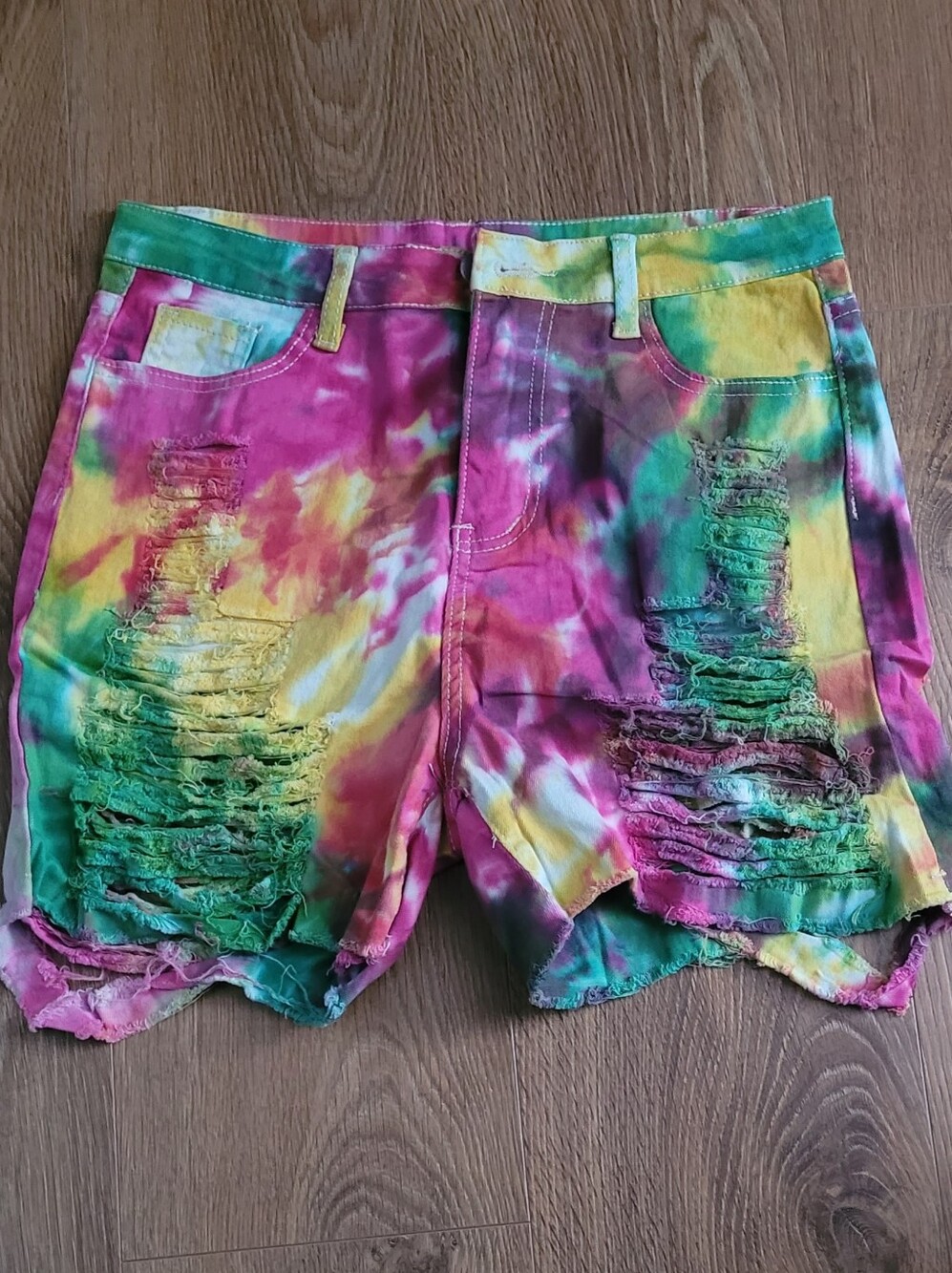 Tie-Dye Distressed Women's Shorts - Multi Color
